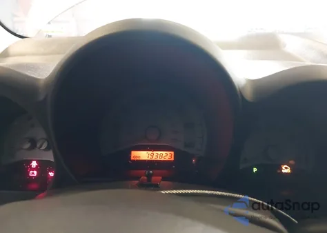 2010 Scion Tc z USA, uszkodzony, nr VIN JTKDE3B79A0316974